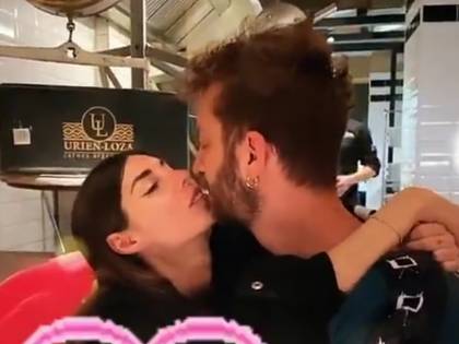 Tra Bianca Atzei e Stefano Corti è tutto finito? Il bacio smentisce la rottura